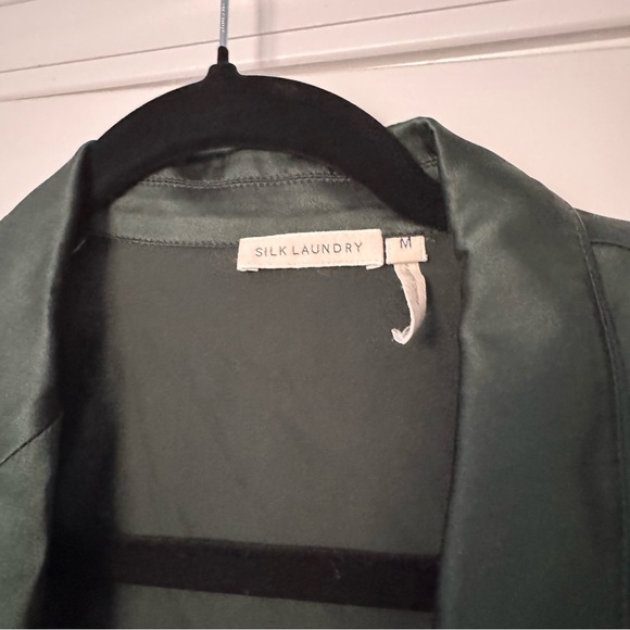 Silk Laundry Forest Green Relaxed Blazer - Picture 5 of 6